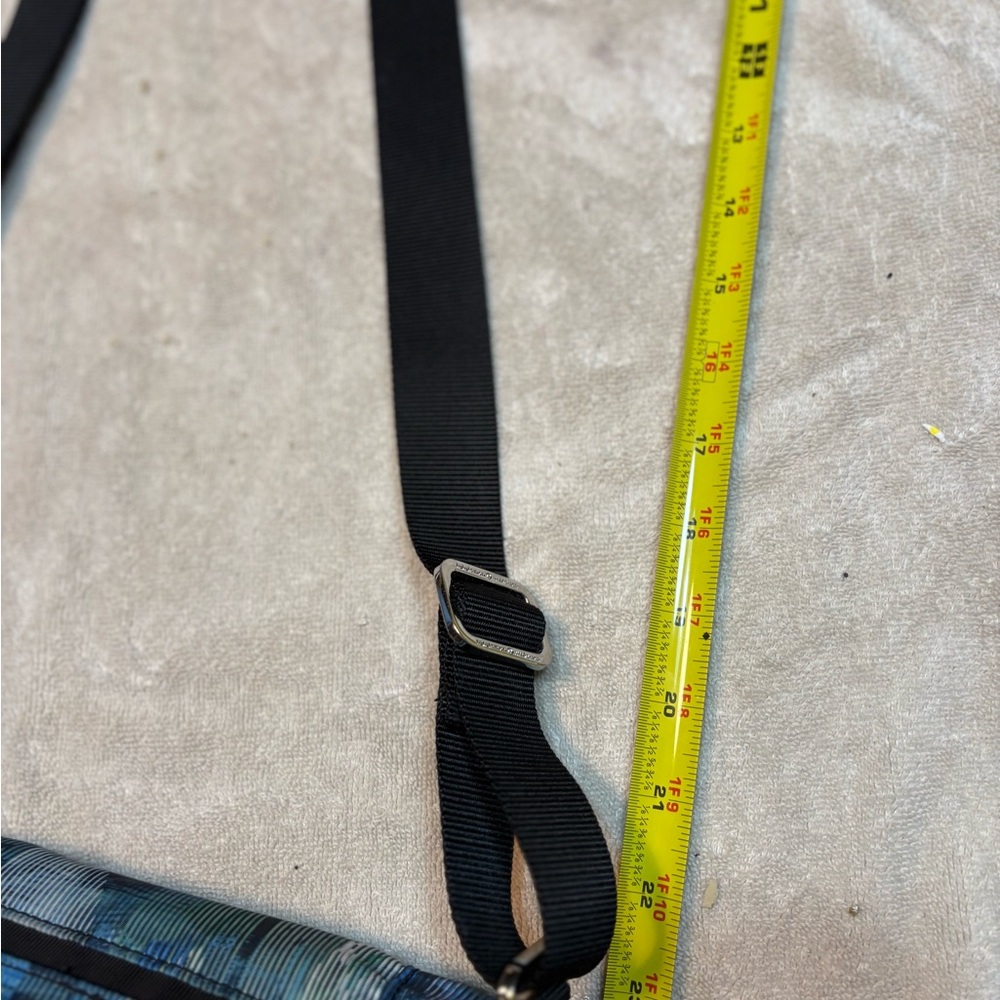 Lululemon Athletica Abstract Blue Crossbody Bag - Picture 11 of 13